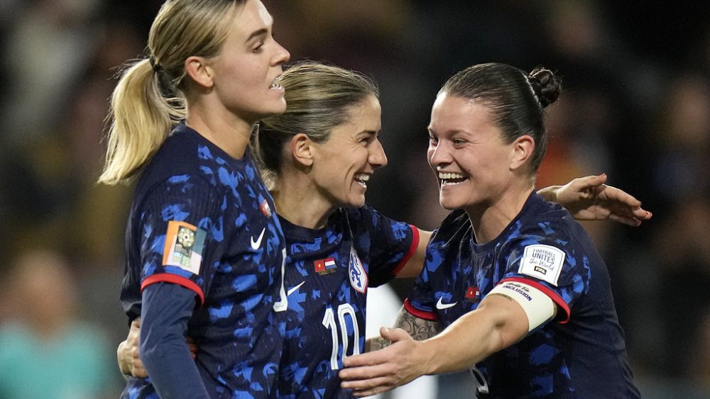 Mistrzostwa Świata kobiet: Holandia pokonała Wietnam 7:0, podczas gdy Stany Zjednoczone unikają zdenerwowania