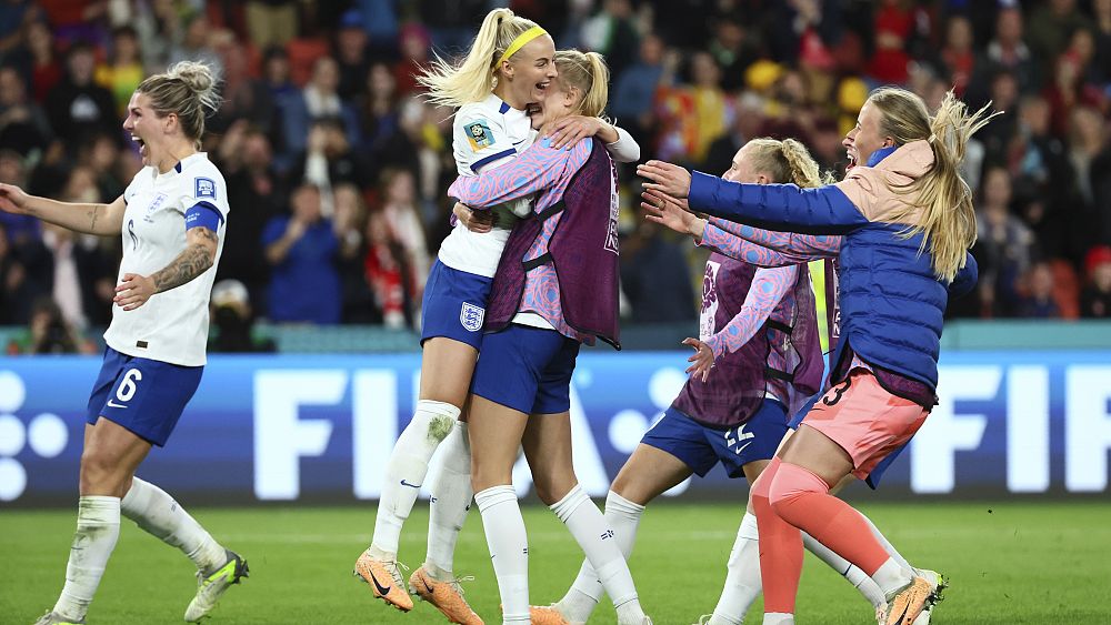 Anglia awansuje do ćwierćfinału, a Dania wraca do domu w ostatniej akcji Mistrzostw Świata Kobiet