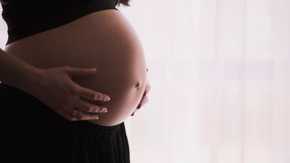 Przeszczepy macicy są już rzeczywistością.  Co oznacza dla kobiet transpłciowych zajście w ciążę?