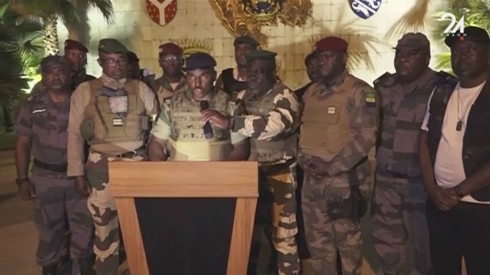 Zbuntowani żołnierze w Gabonie twierdzą, że obalili prezydenta, którego rodzina rządzi od 55 lat