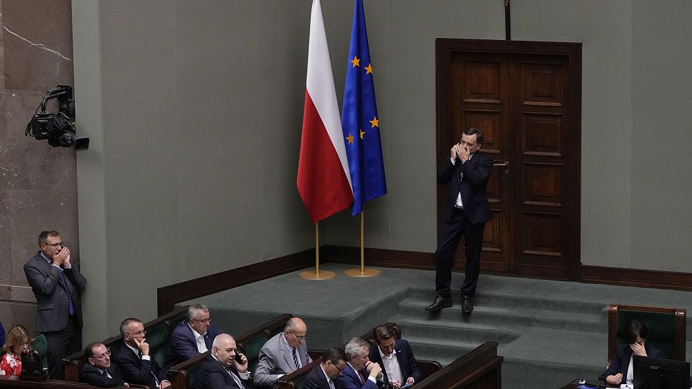 Polacy głosujący w październikowych wyborach parlamentarnych także staną przed referendalnymi pytaniami dotyczącymi migracji