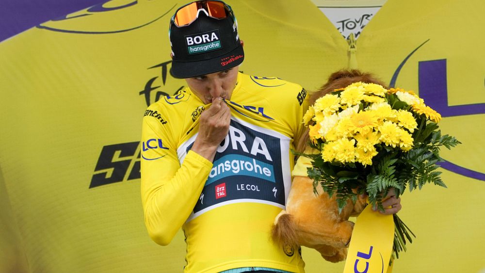 Były mistrz Giro, Hindley, zdobywa żółtą koszulkę na górskim etapie Tour