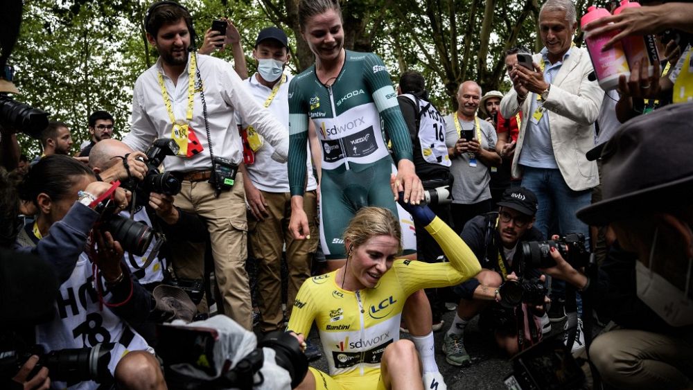 Holenderska kolarka Demi Vollering zdobywa dziewiczy tytuł kobiet w Tour de France
