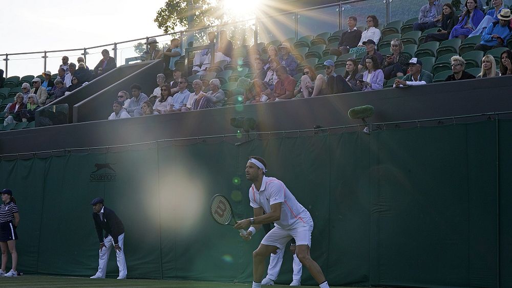 Wimbledon testuje zestawy słuchawkowe 5G dla niedowidzących fanów tenisa