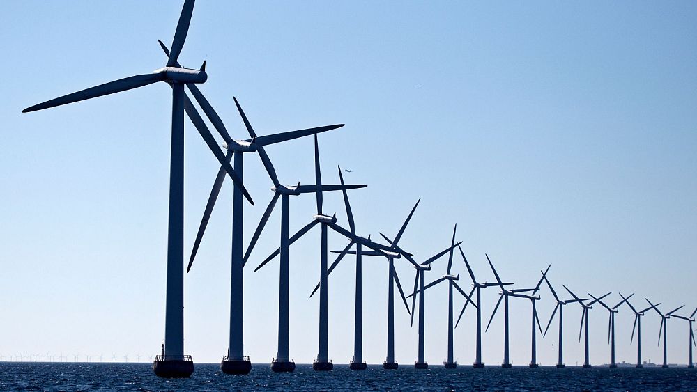 UE przedstawia pakiet dotyczący energii wiatrowej.  Które kraje przodują, a które potrzebują pomocy?