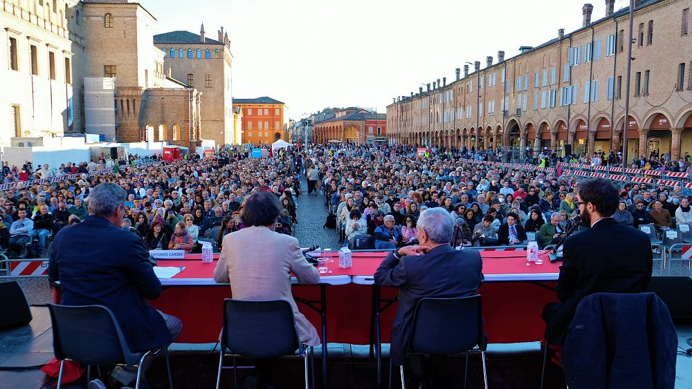 Festivalfilosofia: Włoskie wydarzenie mające na celu zbliżenie ludzi i filozofii