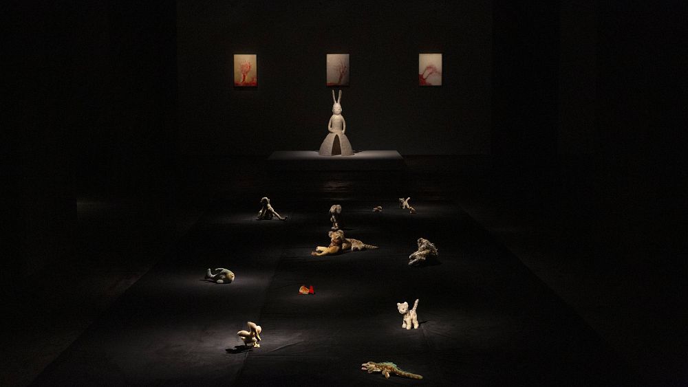 Kolekcja pluszowych zwierząt Leiko Ikemury jest oknem na jej karierę na tej berlińskiej wystawie