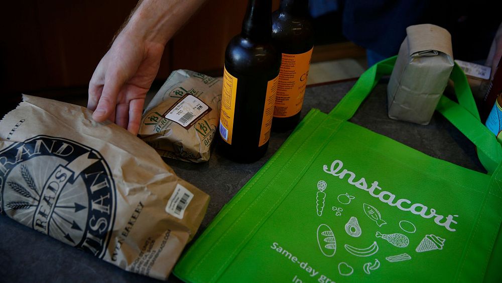 Instacart ustala cenę IPO na 30 dolarów za akcję, wyceniając spółkę na około 10 miliardów dolarów