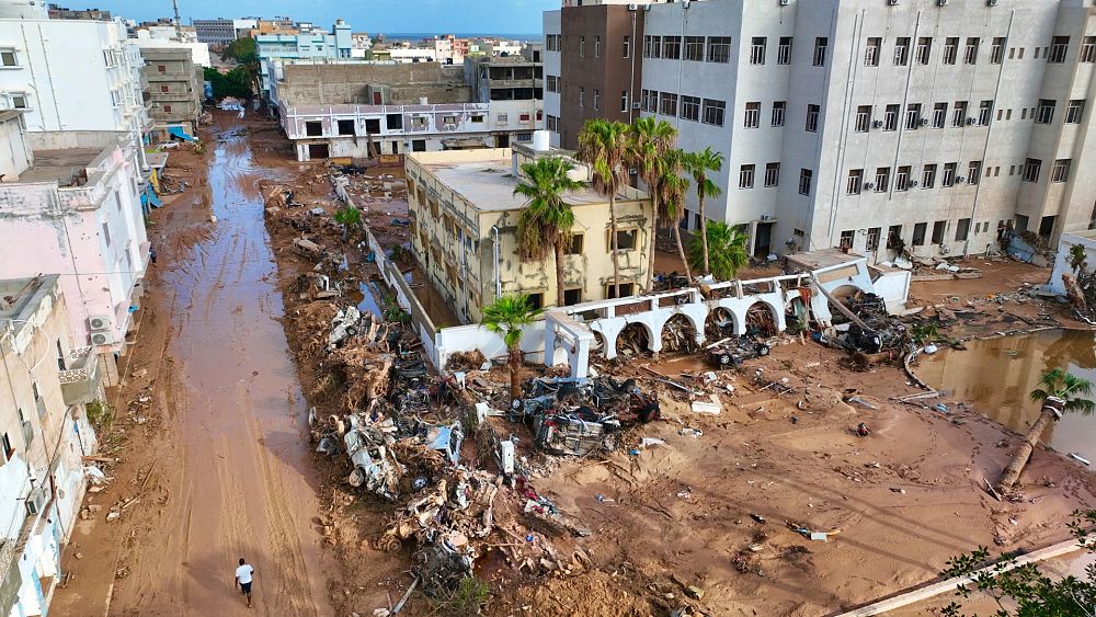 Naukowcy twierdzą, że zmiana klimatu i rozpadająca się infrastruktura pogorszyły niszczycielskie powodzie w Libii