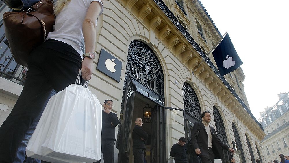 Wezwanie do strajku we francuskich sklepach Apple Store w dniu premiery iPhone'a 15