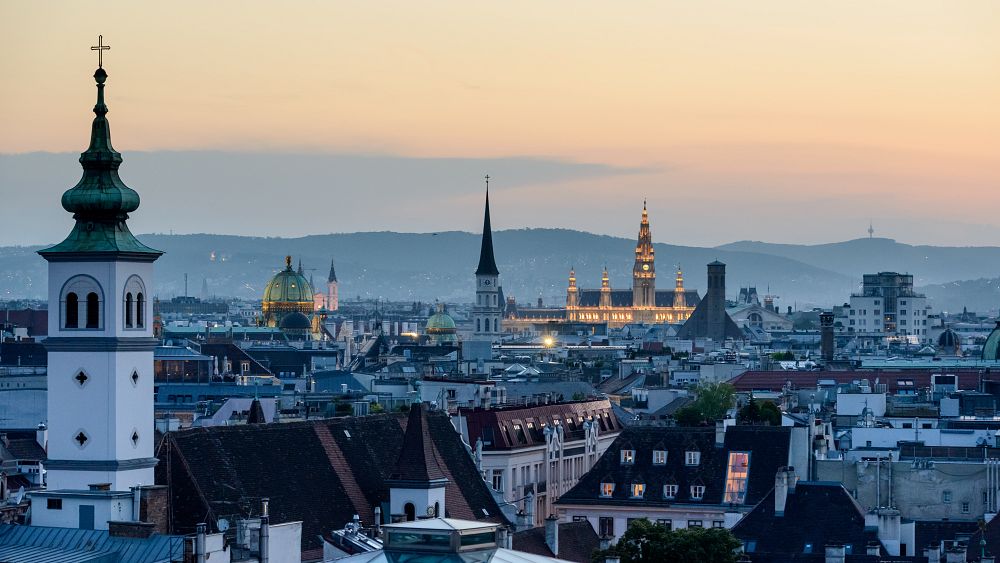 Wiedeń to najbardziej przyjazne do życia miasto na świecie.  Jak to jest tam pracować?