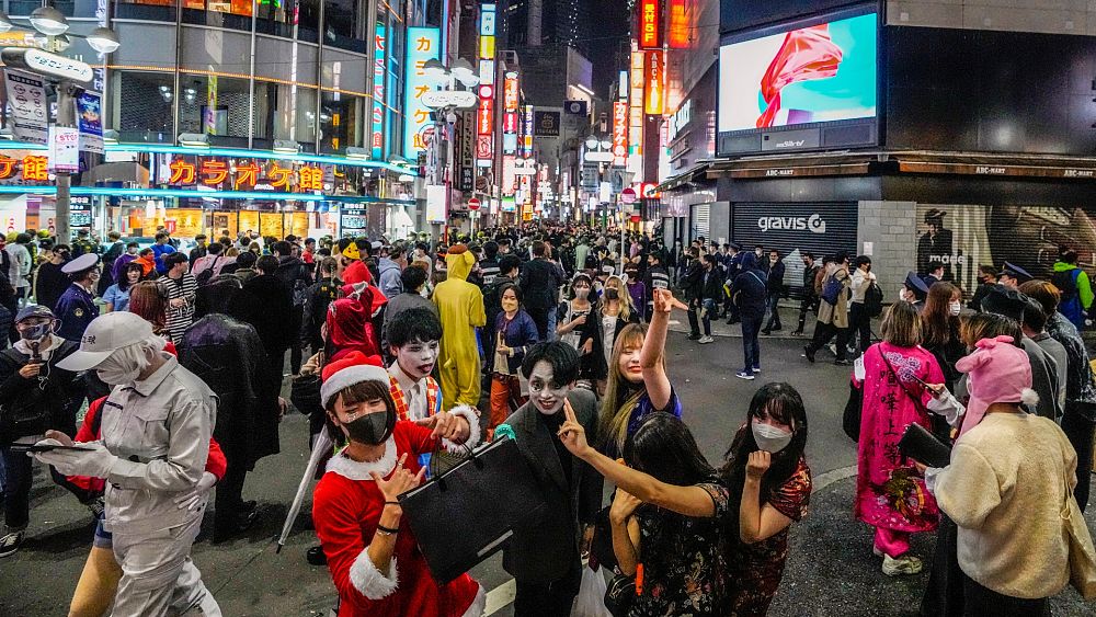 Halloween w Shibuyi?  Turyści proszeni są o trzymanie się z daleka od słynnego Tokio