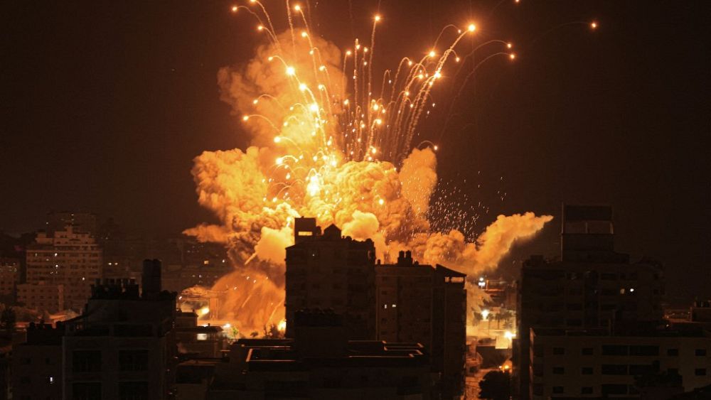 Na żywo.  Na żywo: Liczba ofiar śmiertelnych nadal rośnie, gdy Izrael atakuje Gazę