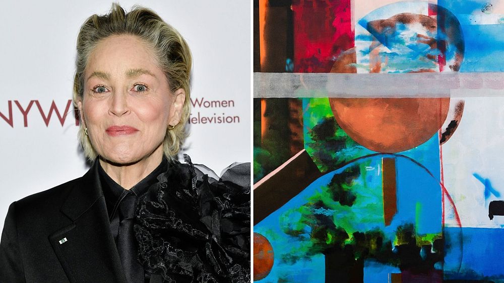 Aktorka „Nagiego instynktu” Sharon Stone prezentuje abstrakcyjne obrazy na nowej wystawie