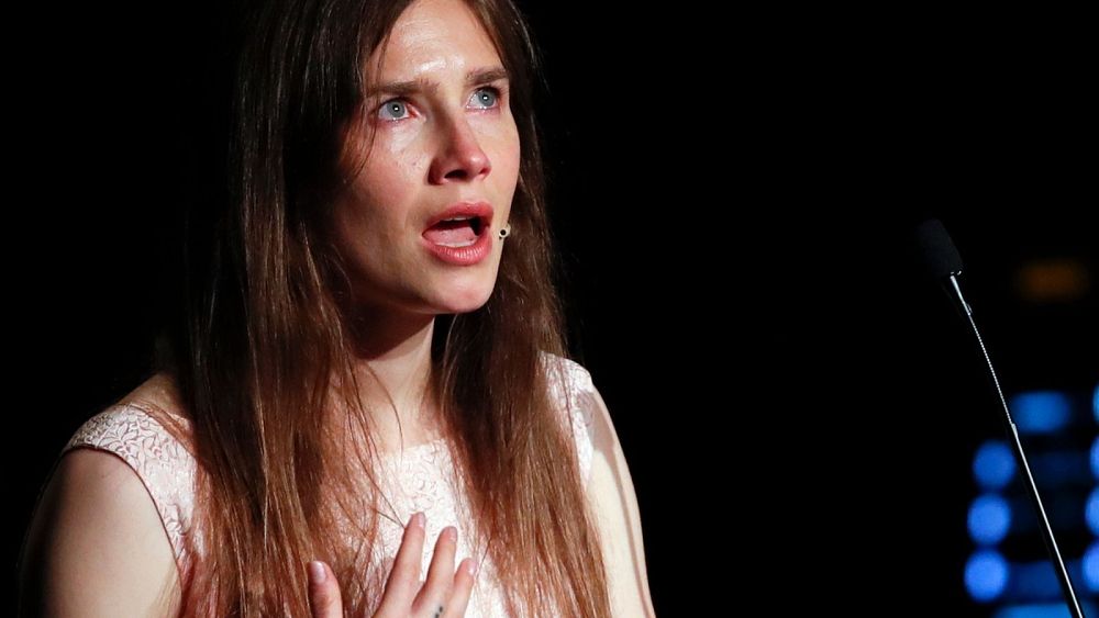 Amanda Knox zostanie ponownie osądzona we Włoszech za pomówienia po tym, jak sąd uchylił jej poprzedni wyrok skazujący