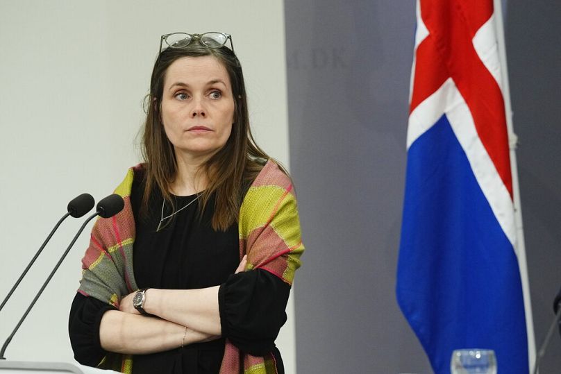 Premier Islandii Katrin Jakobsdottir bierze udział we wspólnej konferencji prasowej podczas spotkania nordyckich premierów.  Spotkanie w Vestmannaeyjar na Islandii.