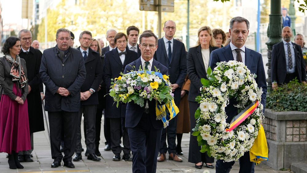 Premier Szwecji w Brukseli na uroczystości upamiętniające śmierć kibiców Państwa Islamskiego