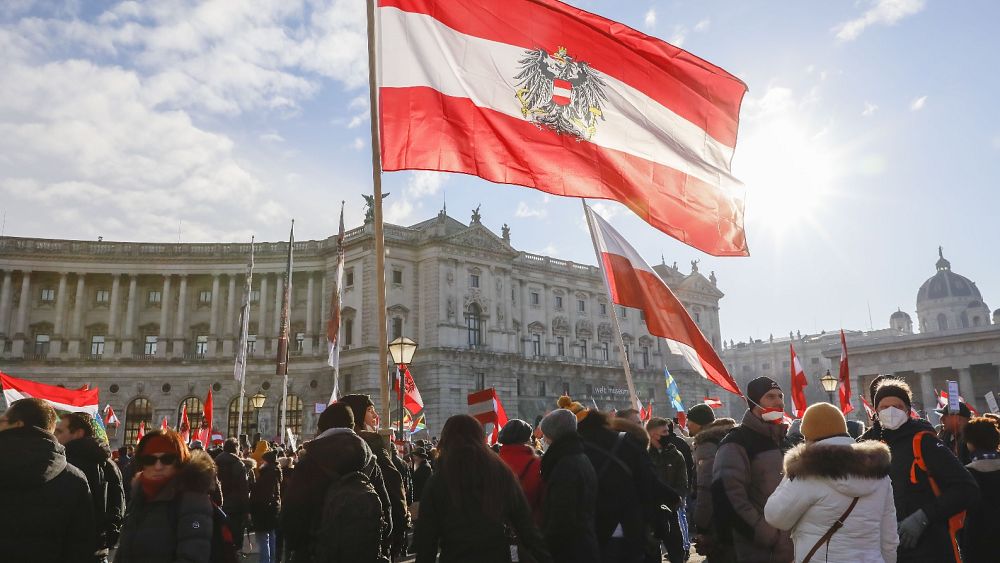 Rok przed wyborami krajowymi austriacka skrajna prawica cieszy się większą popularnością niż kiedykolwiek