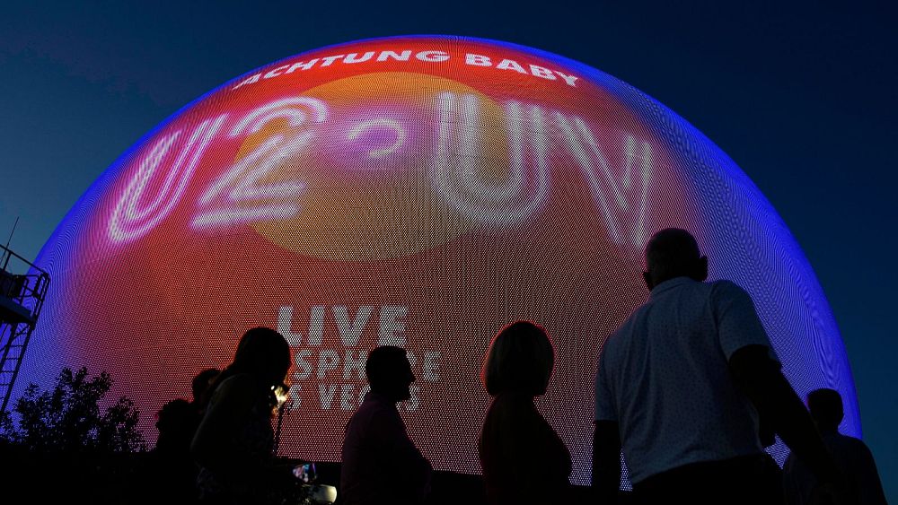 U2 zmienia tekst utworu „Pride”, aby uczcić pamięć fanów muzyki zamordowanych na izraelskim festiwalu muzycznym