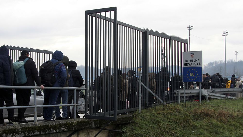 UE wzywa do wprowadzenia bardziej rygorystycznych przepisów dotyczących zawieszania wiz, aby zaradzić zagrożeniom dla bezpieczeństwa