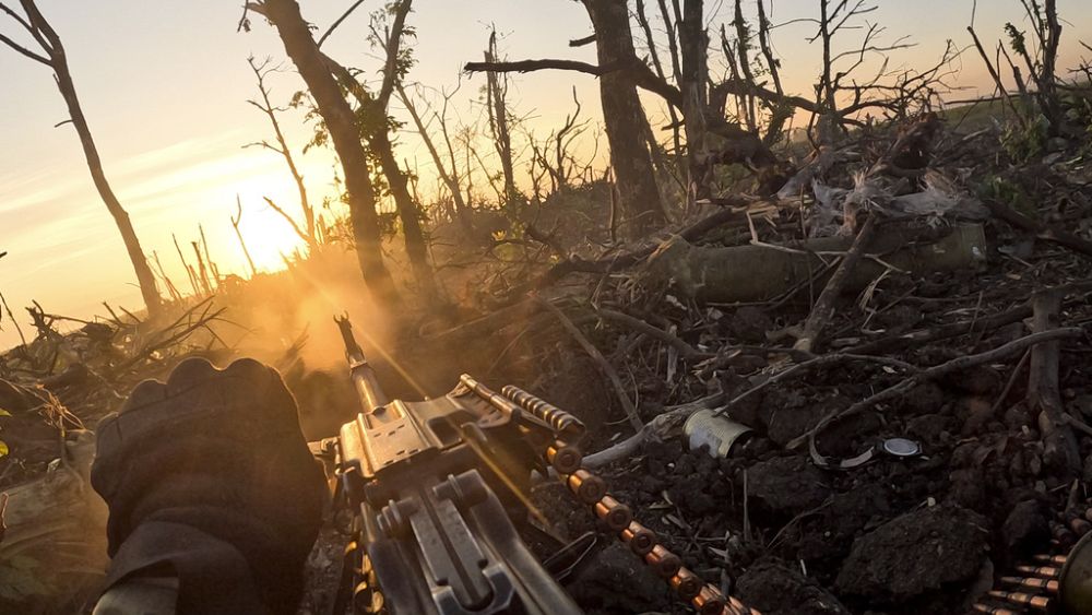Ukraina: Rosja odpiera ataki lądowe i drony, plany mobilizacji Moskwy, Zachodowi kończy się amunicja
