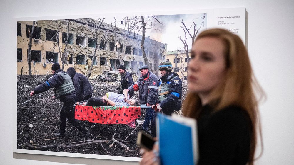 Węgry zakazują nastolatkom wstępu na wystawę World Press Photo za wyświetlanie zdjęć LGBTQ+