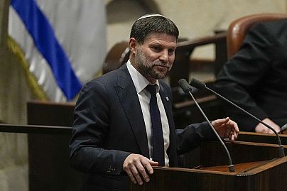 Izraelski minister finansów Bezalel Smotrich przemawia w Knesecie, izraelskim parlamencie, w Jerozolimie, 10 lipca 2023 r.