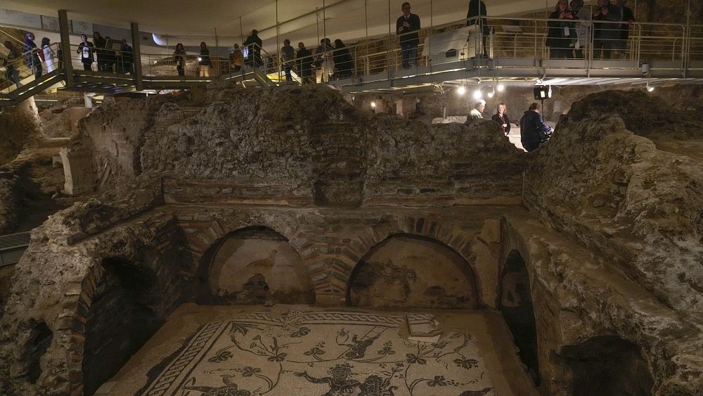 „Miasto umarłych”: Muzea Watykańskie otwierają dla zwiedzających starożytną rzymską nekropolię