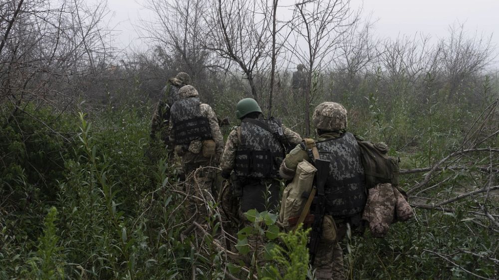 Ukraina twierdzi, że jej siły są obecnie na wschodnim brzegu Dniepru