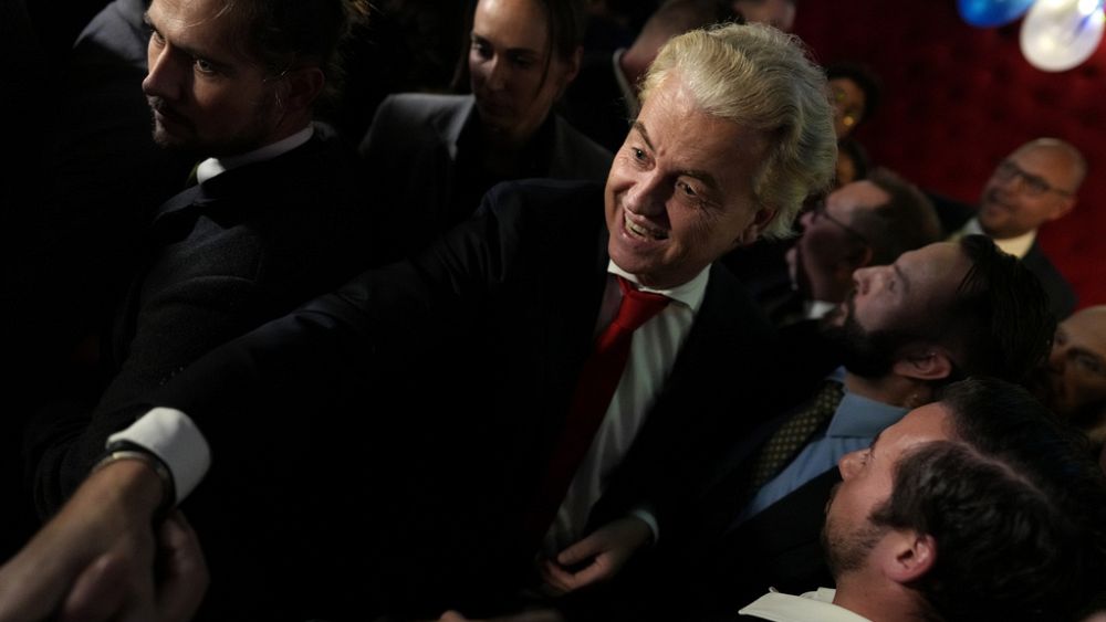 Wybory w Holandii: antyislamski skrajnie prawicowy Geert Wilders odniósł szokujące zwycięstwo