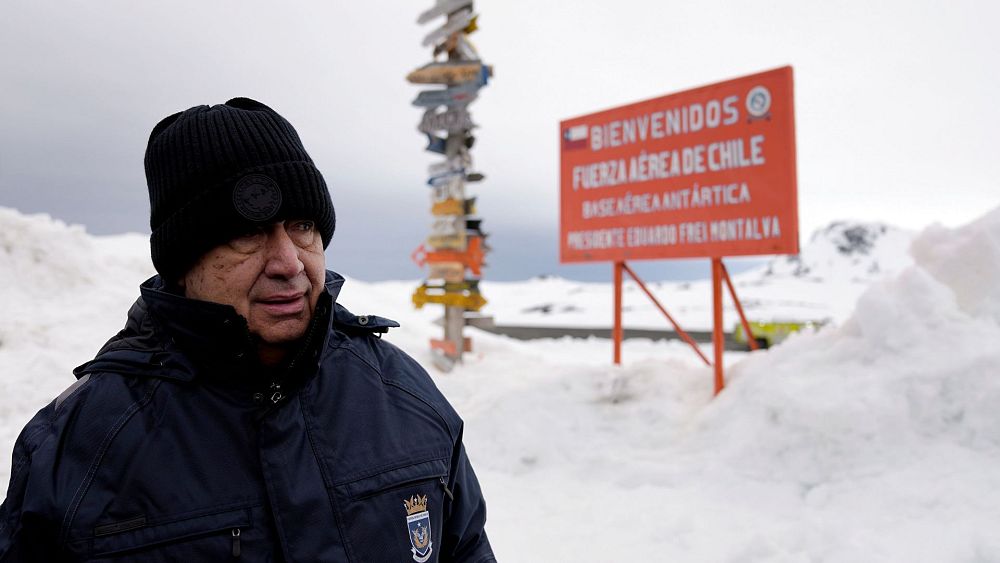 Szef ONZ odwiedza Antarktydę, wzywając do wycofywania się z paliw kopalnych podczas nadchodzących rozmów COP28