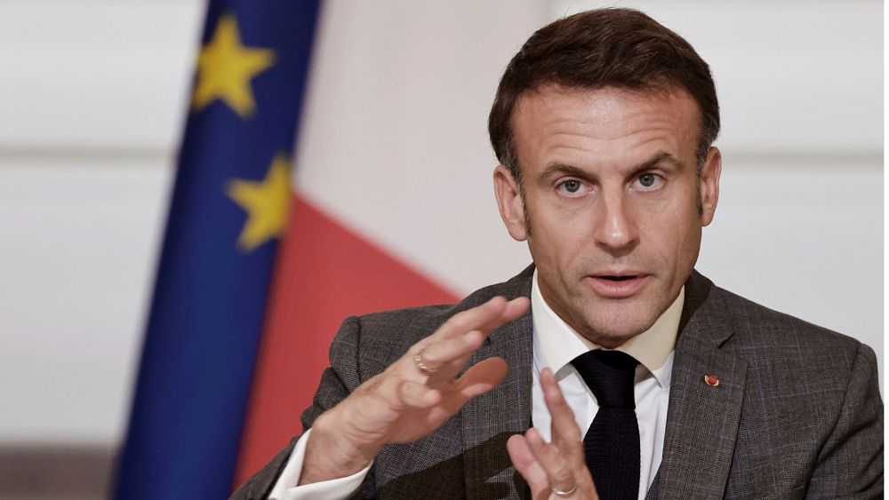 Emmanuel Macron spotka się z przywódcami religijnymi Francji po wezwaniach do jedności narodowej