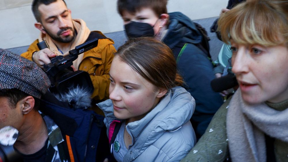 Greta Thunberg nie przyznaje się przed londyńskim sądem do naruszenia porządku publicznego podczas konferencji naftowej