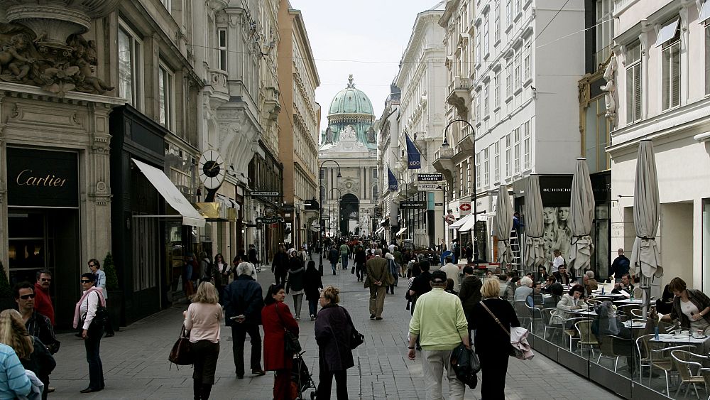 Ile dochodu do dyspozycji oszczędzają europejskie gospodarstwa domowe?