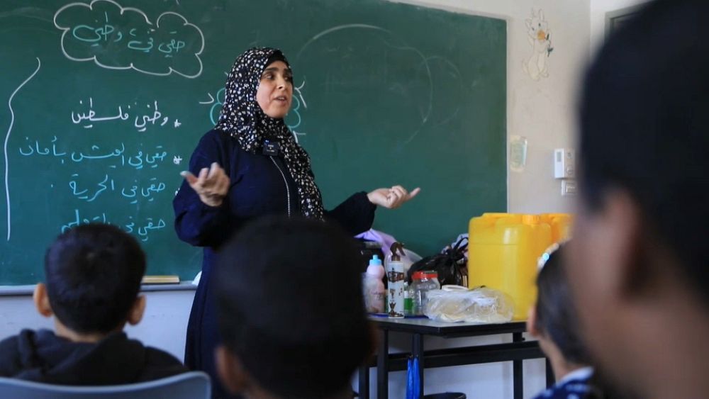 Kiedy szkoła staje się domem: palestyńscy nauczyciele opisują nauczanie w strefie działań wojennych