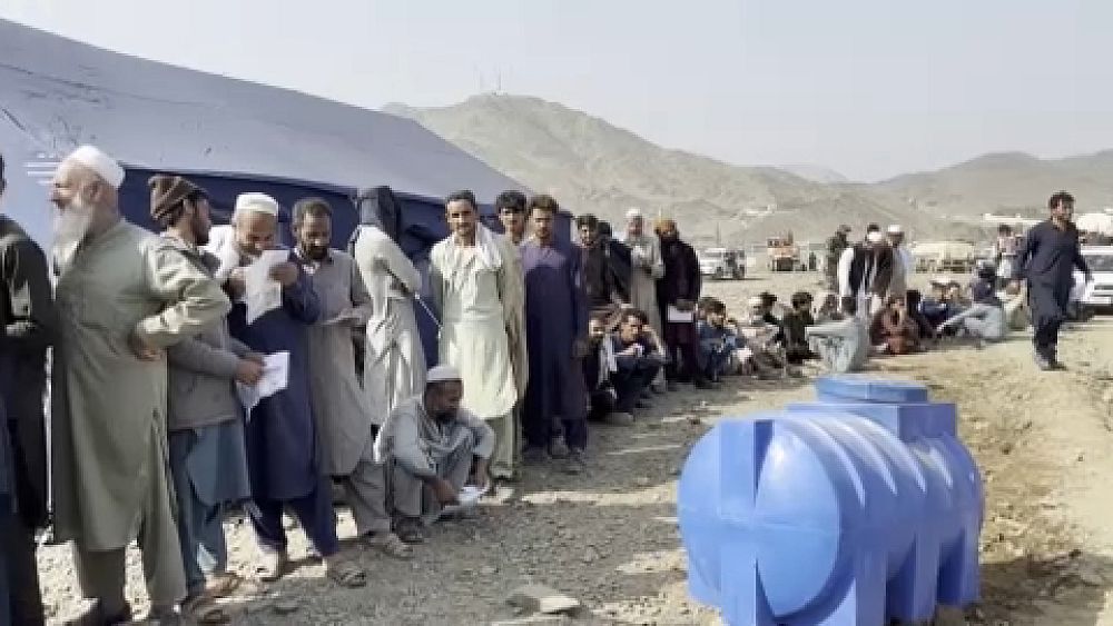 Pakistan wydala 165 000 afgańskich migrantów z powrotem do Afganistanu