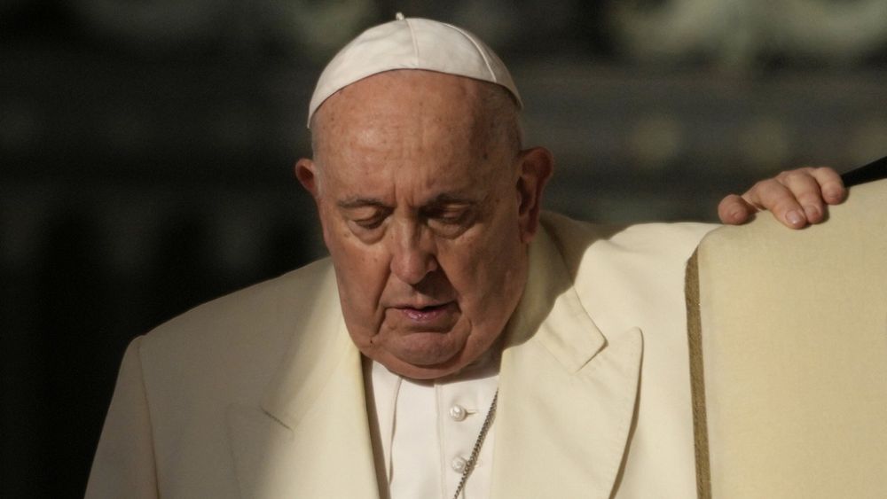 Papież Franciszek na polecenie lekarzy odwołuje wyjazd na COP28 ze względu na zapalenie płuc