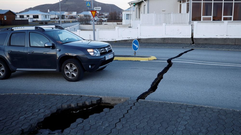 Przesunięcie sejsmiczne: islandzkie miasto opuszczone ze względu na strach przed wulkanem