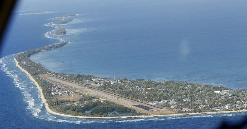 Funafuti, główna wyspa państwa narodowego Tuvalu.