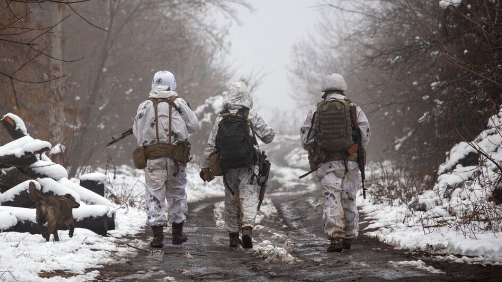 Szczury wielkości AK-47 i brudne błoto: Zima nadchodzi podczas wojny na Ukrainie