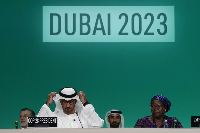 Prezydent COP28, Sultan al-Jaber, uczestniczy w sesji otwierającej Szczyt Klimatyczny ONZ COP28 w Dubaju, listopad 2023 r.