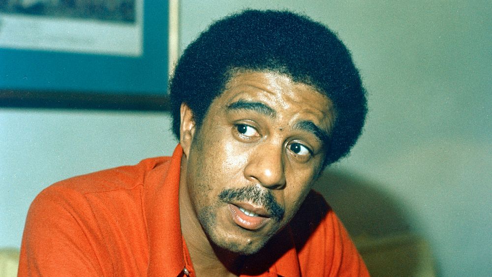 Przegląd kultury: Dlaczego Richard Pryor zmusił NBC do dodania opóźnienia w programie Saturday Night Live