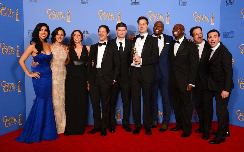 Aktorzy Stephanie Beatriz, Melissa Fumero, Chelsea Peretti, Andy Samberg, Michael Schur, Dan Goor, Terry Crews, Andre Braugher, David Miner i Joe Lo Truglio z Grammy.