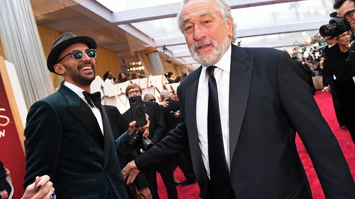 Oscar winner Robert De Niro and French street artist JR are working on an intimate documentary about De Niro