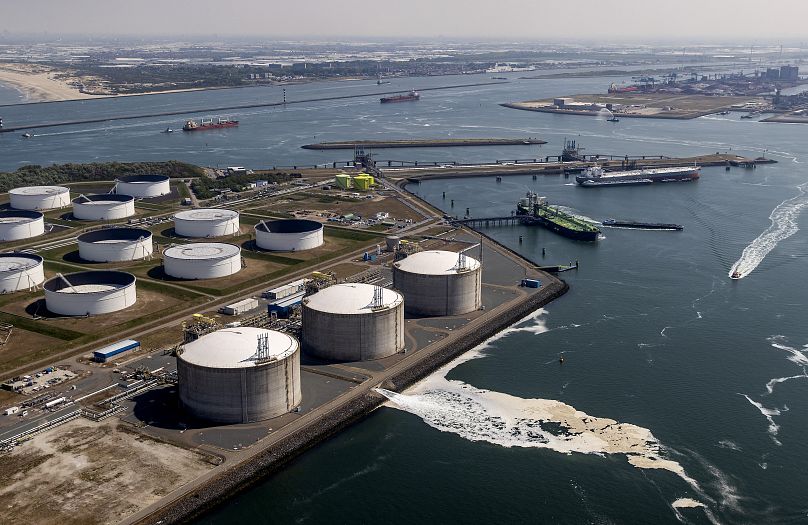 Terminal ciekłego gazu ziemnego (LNG) na Maasvlakte w Rotterdamie, maj 2022 r.