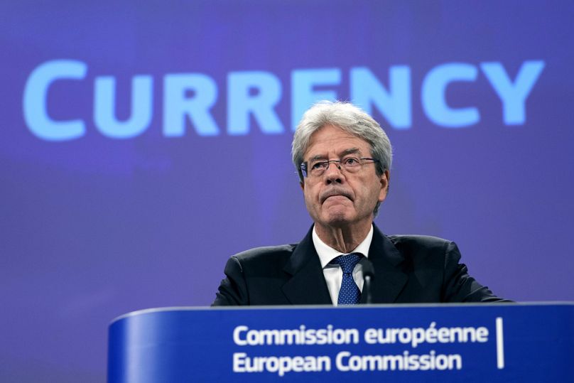 Europejski komisarz ds. gospodarki Paolo Gentiloni przemawia podczas konferencji medialnej na temat cyfrowego euro w Brukseli, czerwiec 2023 r.