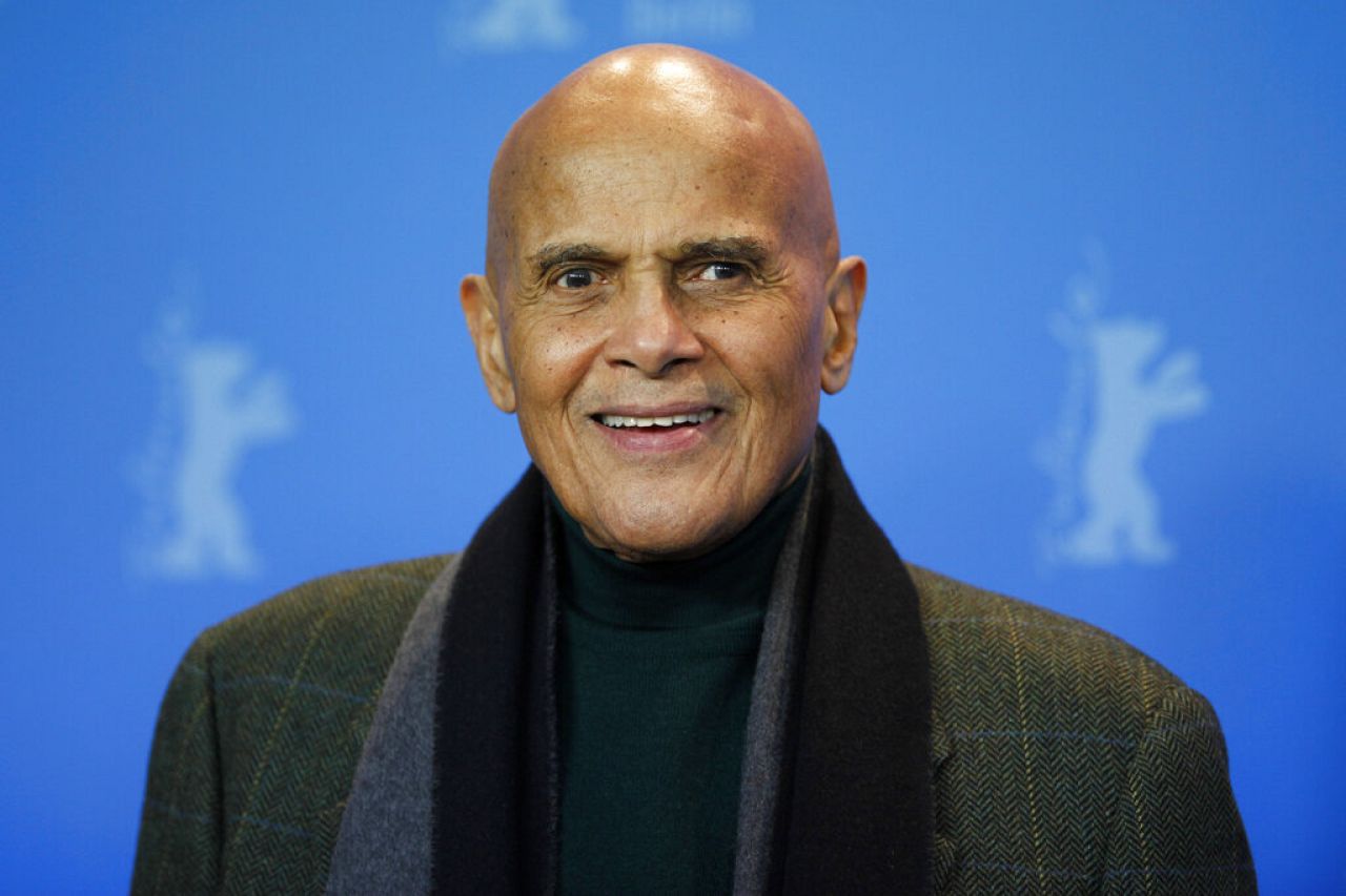 Harry Belafonte bierze udział w sesji zdjęciowej dotyczącej filmu „Śpiewaj swoją piosenkę” podczas Międzynarodowego Festiwalu Filmowego Berlinale w Berlinie, sobota, 12 lutego 2011 r.