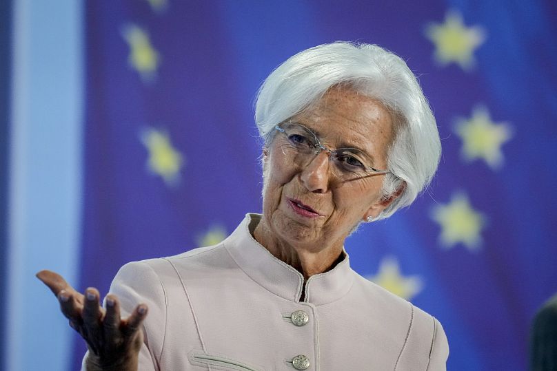 Prezes Europejskiego Banku Centralnego Christine Lagarde przemawia na konferencji prasowej