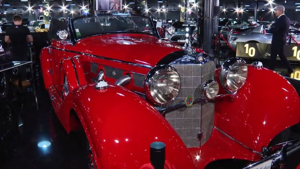 Samochód jest gwiazdą: Muzeum klasycznych samochodów w Bukareszcie świętuje dekadę otwarcia