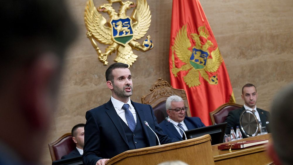 Spis ludności w Czarnogórze przewidywał powrót języka serbskiego do szkół i do użytku oficjalnego